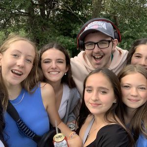 Meet your Posher, Christian